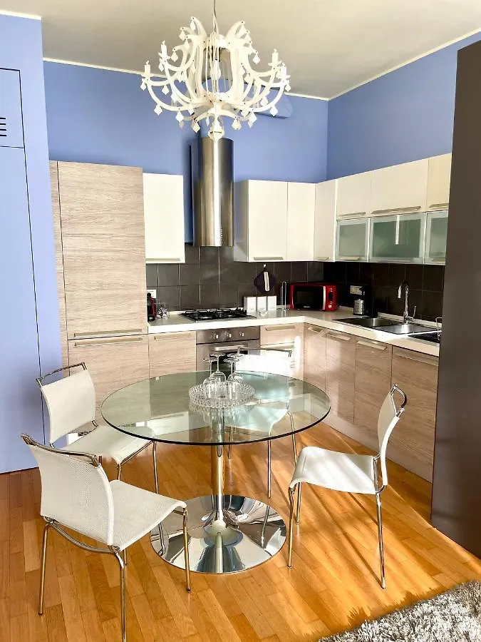 Luxury Four-Room Apartment In Monza Centro - 2 Min Walk To Train Station 0*,  Italy