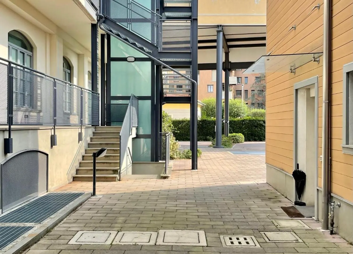 Luxury Four-Room Apartment In Monza Centro - 2 Min Walk To Train Station Italy
