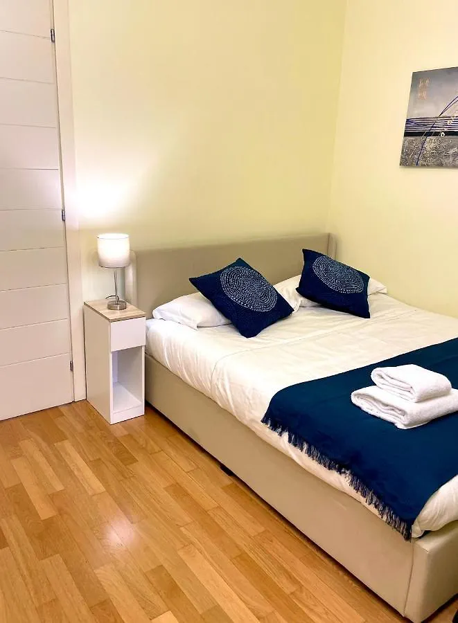 Luxury Four-Room Apartment In Monza Centro - 2 Min Walk To Train Station